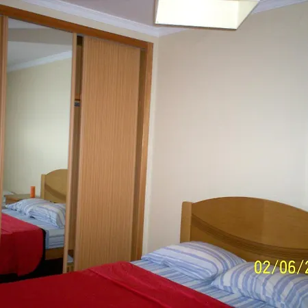 Rua Das Hortas Apartment