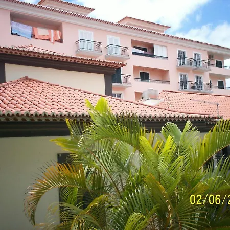 Apartment Rua Das Hortas *